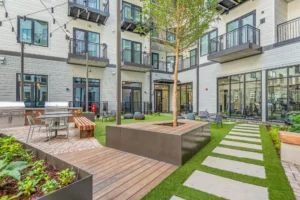 445 Benton Ave 15
