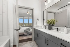 445 Benton Ave 54