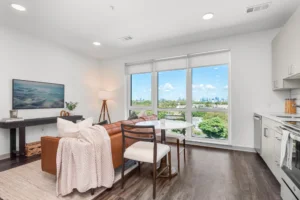 445 Benton Ave 70